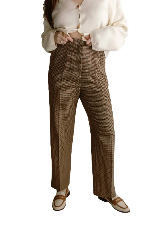 Dan Houndstooth Pant In Brown Women's Travel Attire