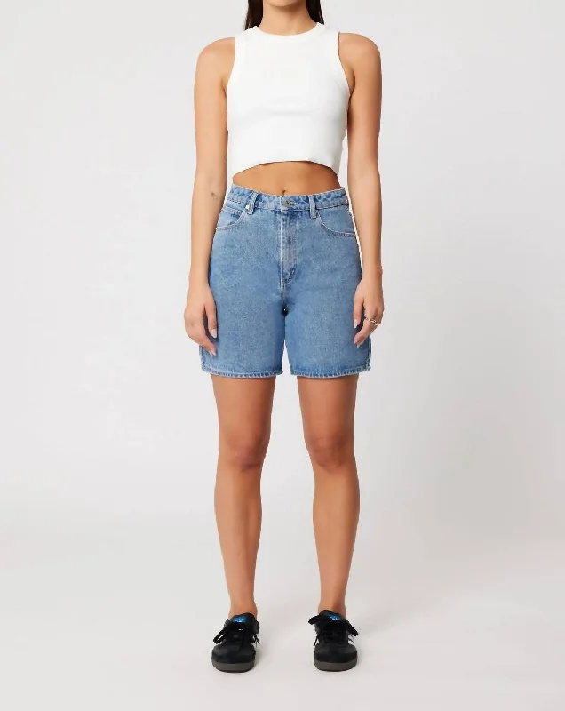 Carrie Short In Naomi Relaxed Fit Women's Fashion