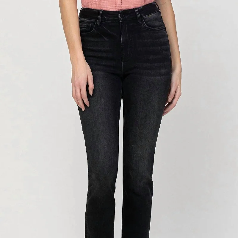 Jeanne High Rise Slim Straight Jeans In Black Women's Clothing For Everyday Wear