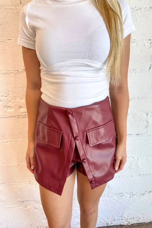 Fall Favorite Faux Leather Skort In Crimson Everyday Women's Fashion Trends