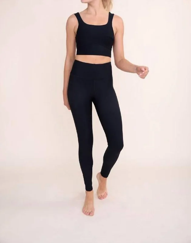 Cross The Finish Line Performance Leggings In Black Designer Women's Fashion Online