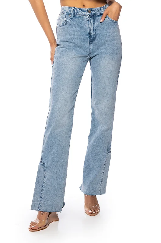 C'EST LA VIE HIGH RISE STRAIGHT JEANS Women's Clothes