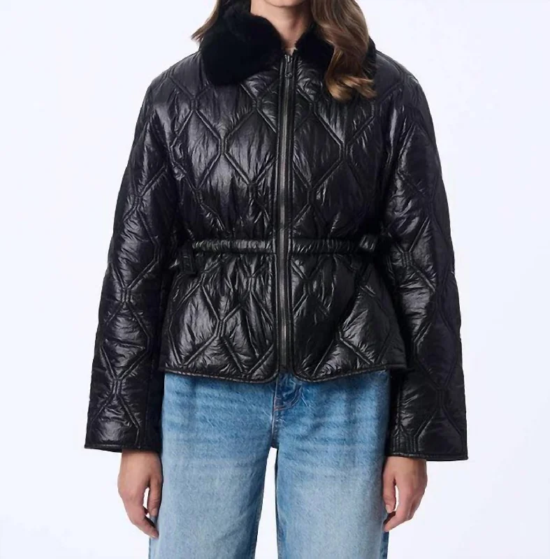 Faux Fur Zip Jacket In Black Women's Trendy Clothing